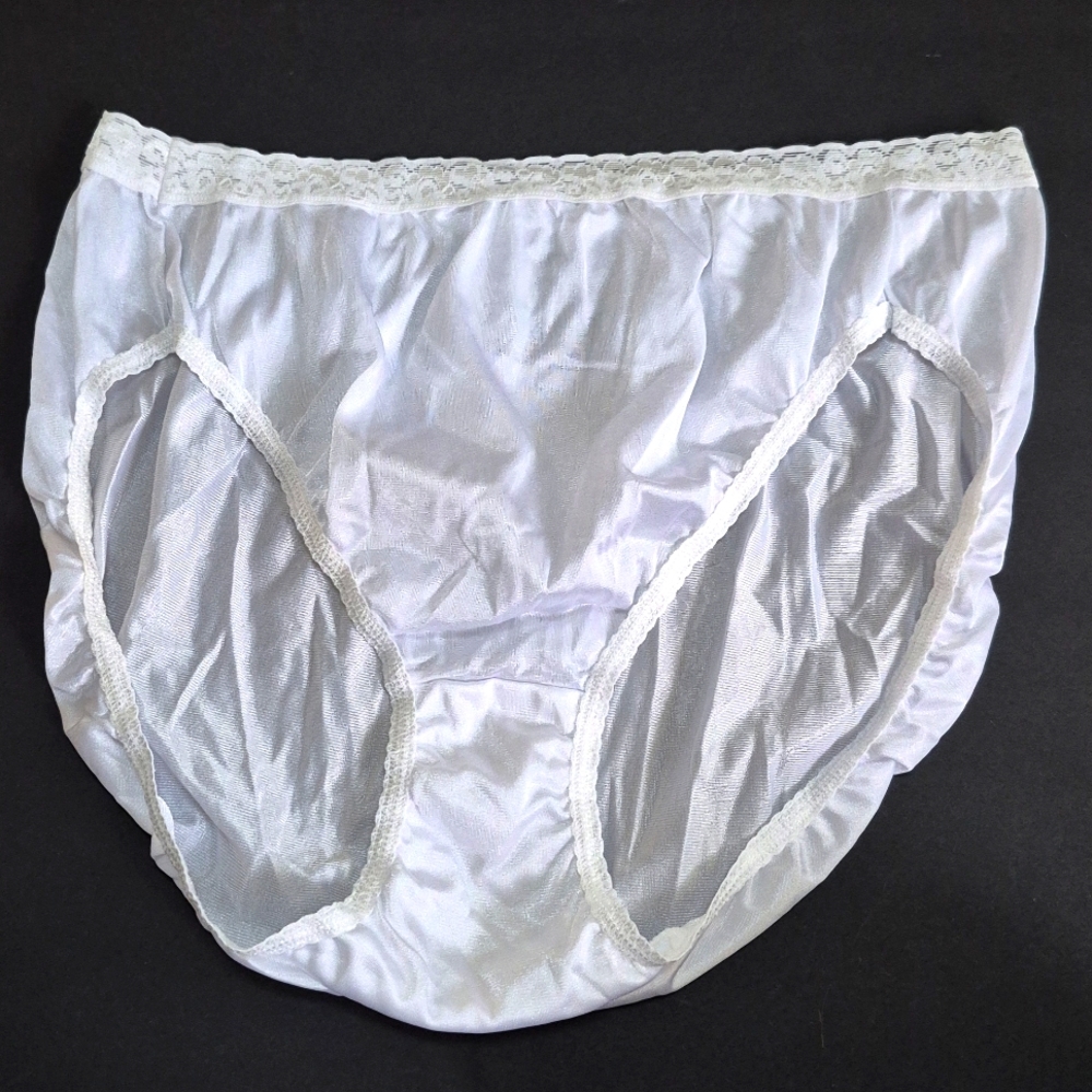 Vintage Hanes 15763 Satin Nylon Lace Granny Panties Hi Cut Briefs White sz 10